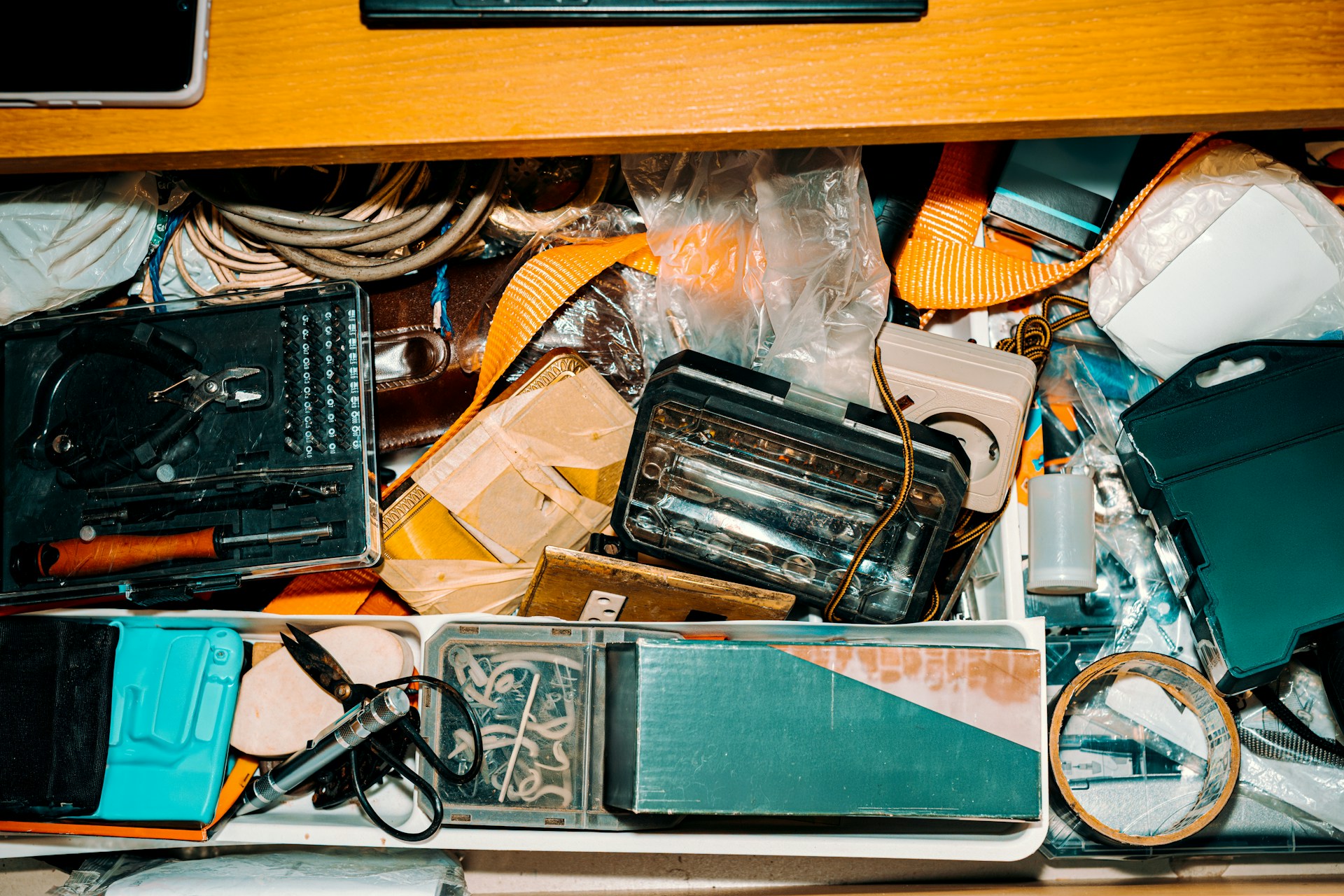 Tips for Helping a Loved One Start a Hoarder Cleanout Journey